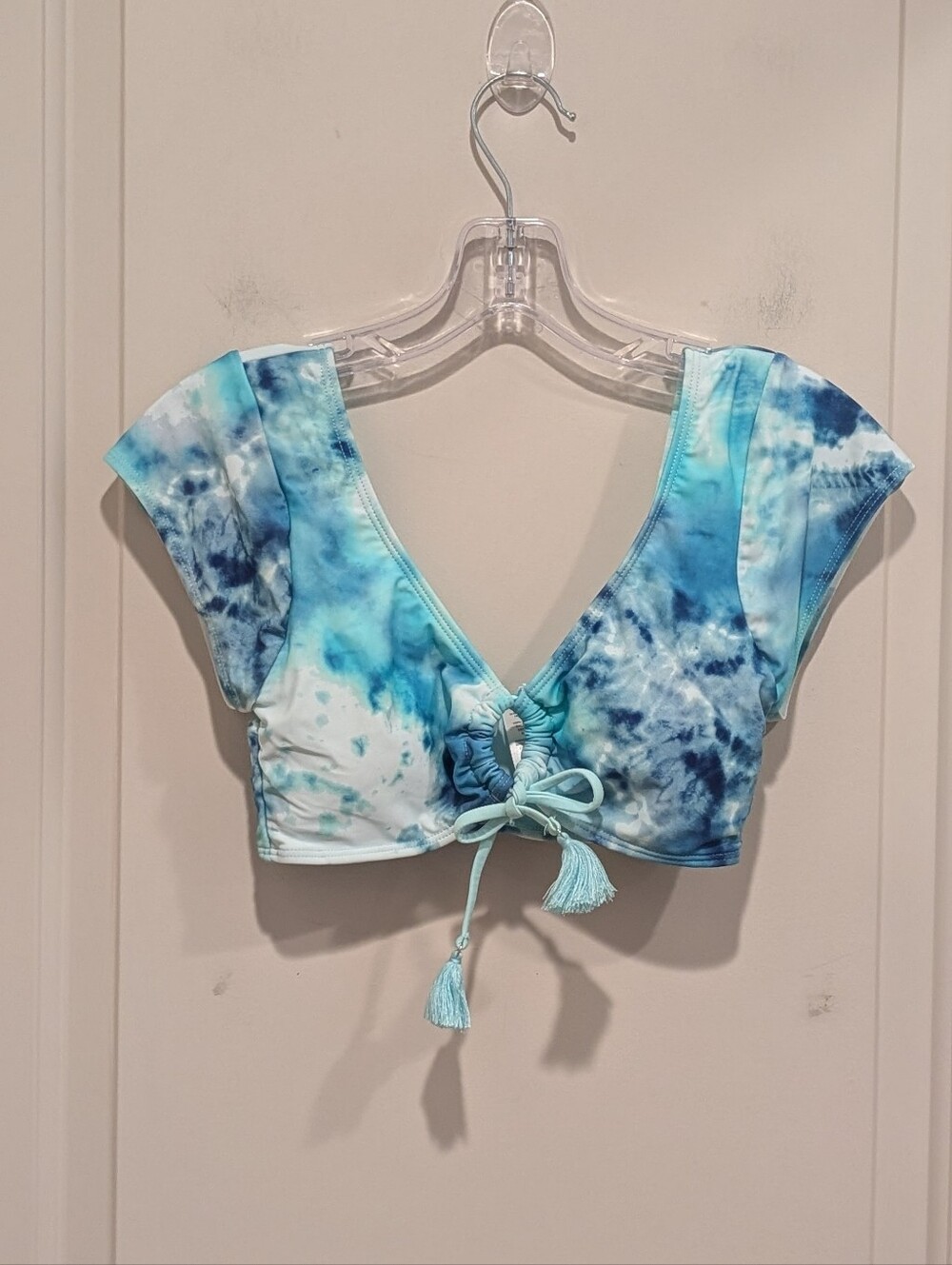 Decree Blue Tie-Dye V-Neck Crop Top with Tassel Detail Size Small